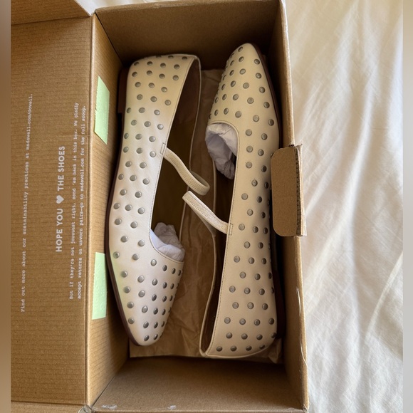 Madewell Leather Greta Studded Ballet Flats in Ecru Size 9.5 - Picture 3 of 8